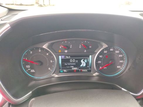 Used 2018 Chevrolet Equinox Premier image 19