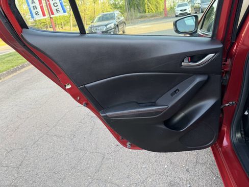 Used 2016 MAZDA MAZDA3 i Grand Touring FWD image 30
