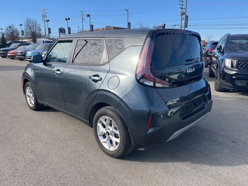 Certified 2025 Kia Soul LX w/ LX Technology Package image 5