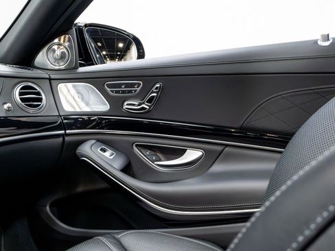 Used 2020 Mercedes-Benz Maybach S 650 image 14