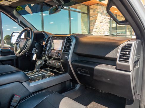 Used 2019 Ford F150 XLT w/ Equipment Group 302A Luxury AWD/4WD image 15