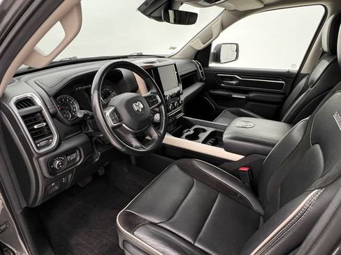 Used 2022 RAM 1500 Laramie AWD/4WD image 13