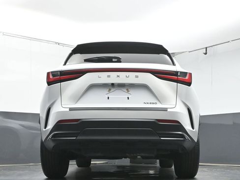 Used 2024 Lexus NX 250 FWD w/ Towing Package (2000 Lbs) image 36