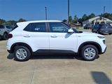 New 2025 Hyundai Venue SE image 2