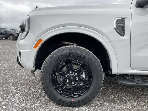 New 2026 Ford Ranger Lariat w/ Black Appearance Package AWD/4WD image 10
