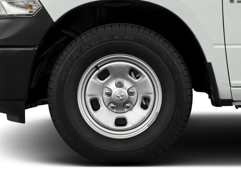 Used 2017 RAM 1500 Express image 14