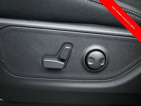 New 2026 RAM 1500 Big Horn w/ Night Edition image 13