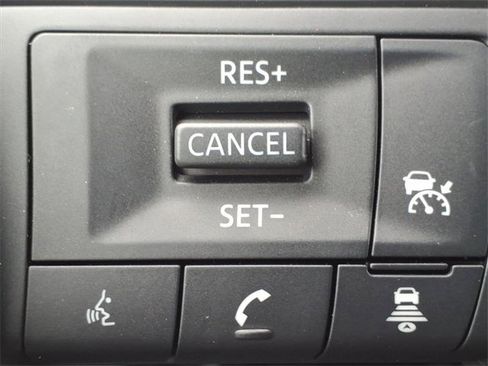 New 2025 Nissan Kicks SV w/ SV Premium Package image 28