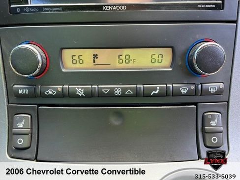 Used 2006 Chevrolet Corvette Convertible w/ Preferred Equipment Group RWD image 19