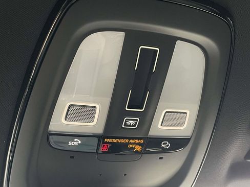 Used 2025 Volvo XC90 T8 Ultra image 22