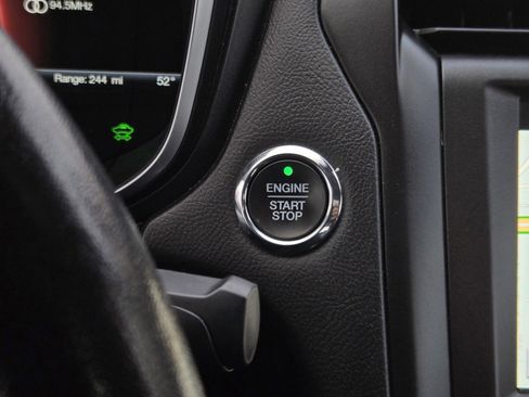 Used 2019 Ford Fusion Energi Titanium image 19