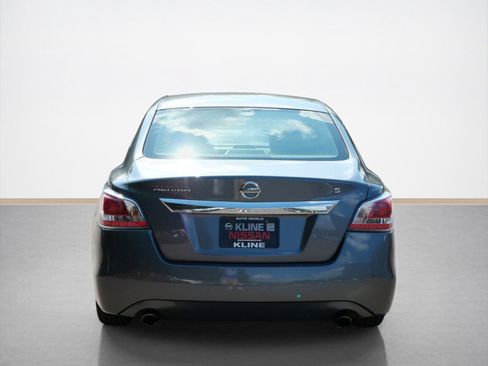Used 2015 Nissan Altima 2.5 S w/ Power Driver Seat Package FWD image 4