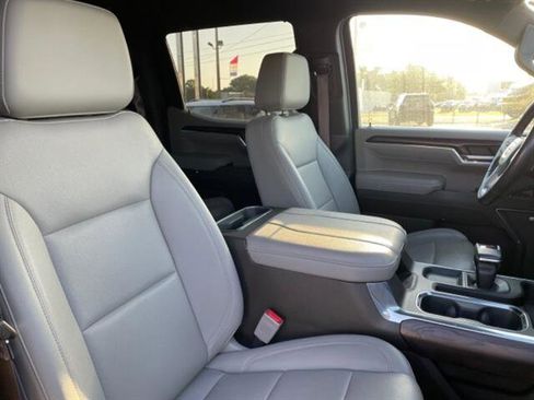 Used 2023 GMC Sierra 1500 SLT w/ SLT Premium Package image 9