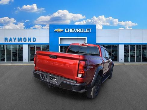 Used 2026 Chevrolet Colorado Trail Boss AWD/4WD image 3