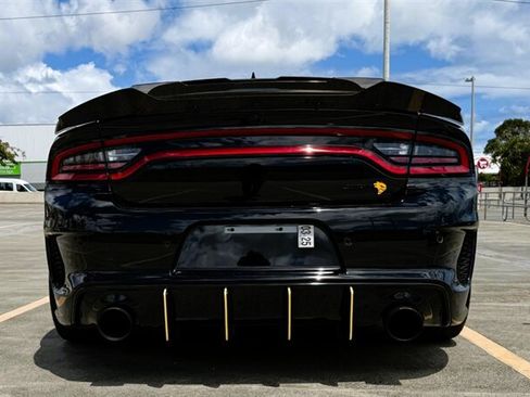 Used 2023 Dodge Charger SRT Hellcat w/ Harman/Kardon Audio Group RWD image 5
