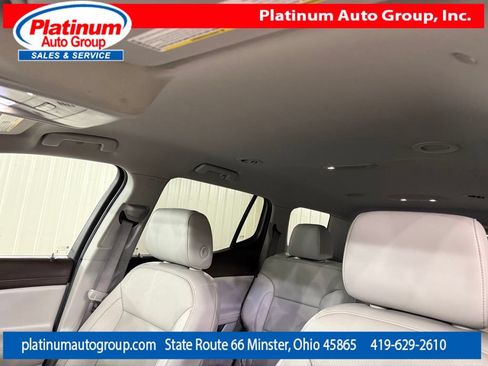 Used 2020 GMC Acadia SLT FWD image 14