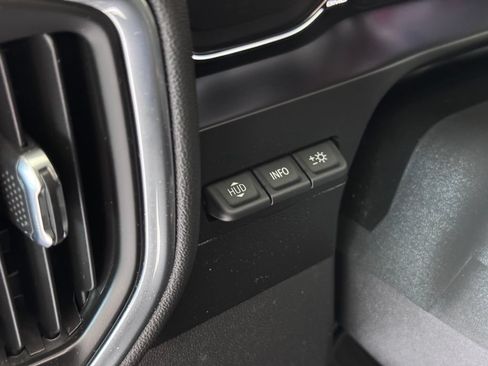 Certified 2019 GMC Sierra 1500 AT4 w/ AT4 Premium Package AWD/4WD image 27