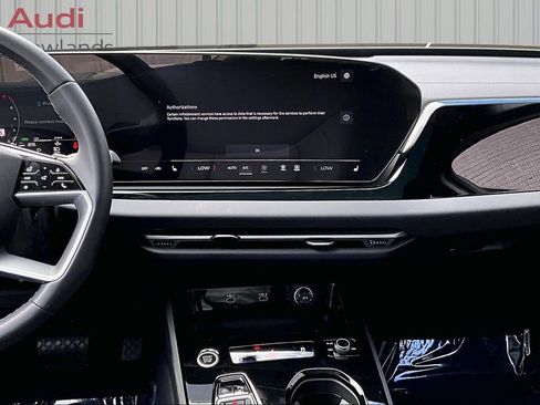 Used 2025 Audi A5 2.0T Premium w/ Convenience Package AWD/4WD image 9