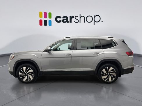 Used 2024 Volkswagen Atlas SEL AWD/4WD image 2