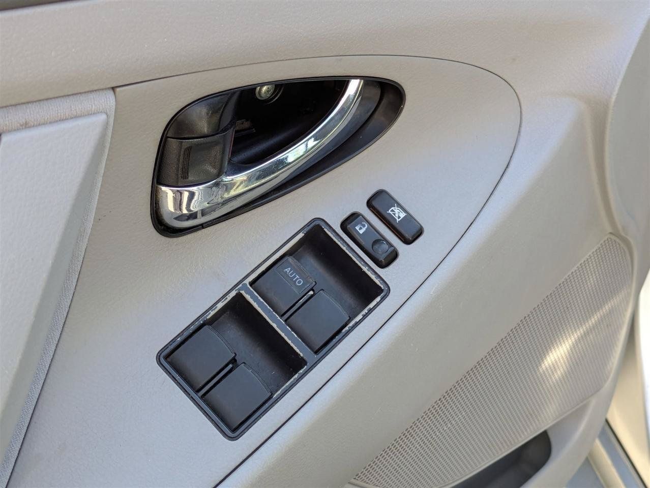 Used 2007 Toyota Camry CE FWD image 11
