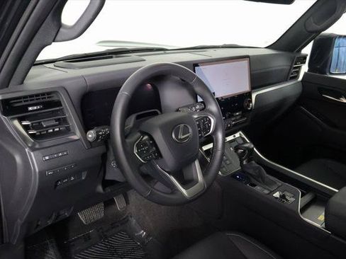 Certified 2026 Lexus GX 550 w/ Cold Area Package AWD/4WD image 7
