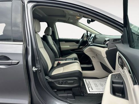 Used 2025 Honda Odyssey Elite image 15