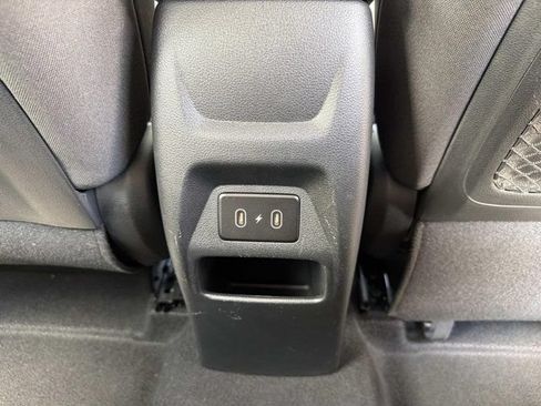 Used 2025 Hyundai Venue SEL FWD image 20