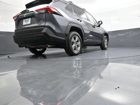 Used 2024 Toyota RAV4 LE AWD/4WD image 29