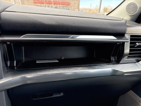 Used 2023 Ford F150 Lariat w/ Trailer Tow Package image 36