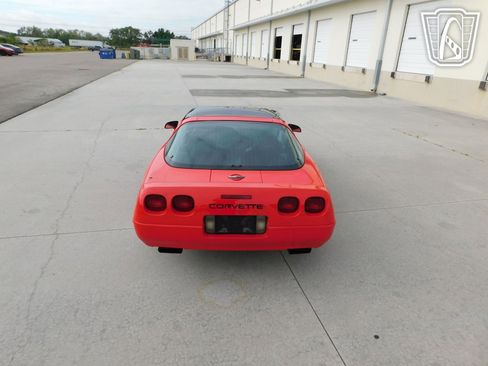 Used 1995 Chevrolet Corvette image 22