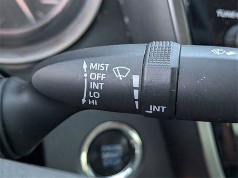 Used 2018 Toyota Camry LE image 26