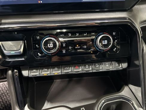 Used 2023 GMC Sierra 1500 AT4X image 24