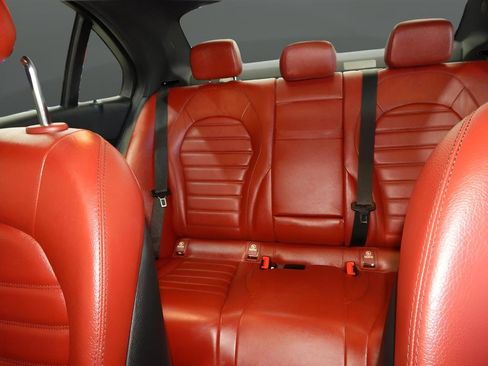 Used 2019 Mercedes-Benz C 300 C 300 image 32