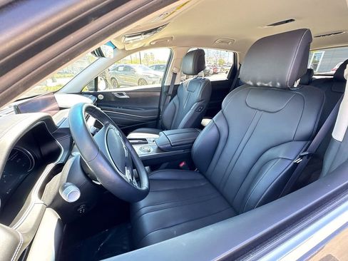 Used 2023 Genesis GV80 2.5T w/ Cargo Package AWD/4WD image 10