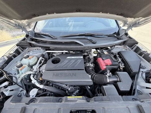 Certified 2024 Nissan Rogue Platinum image 40