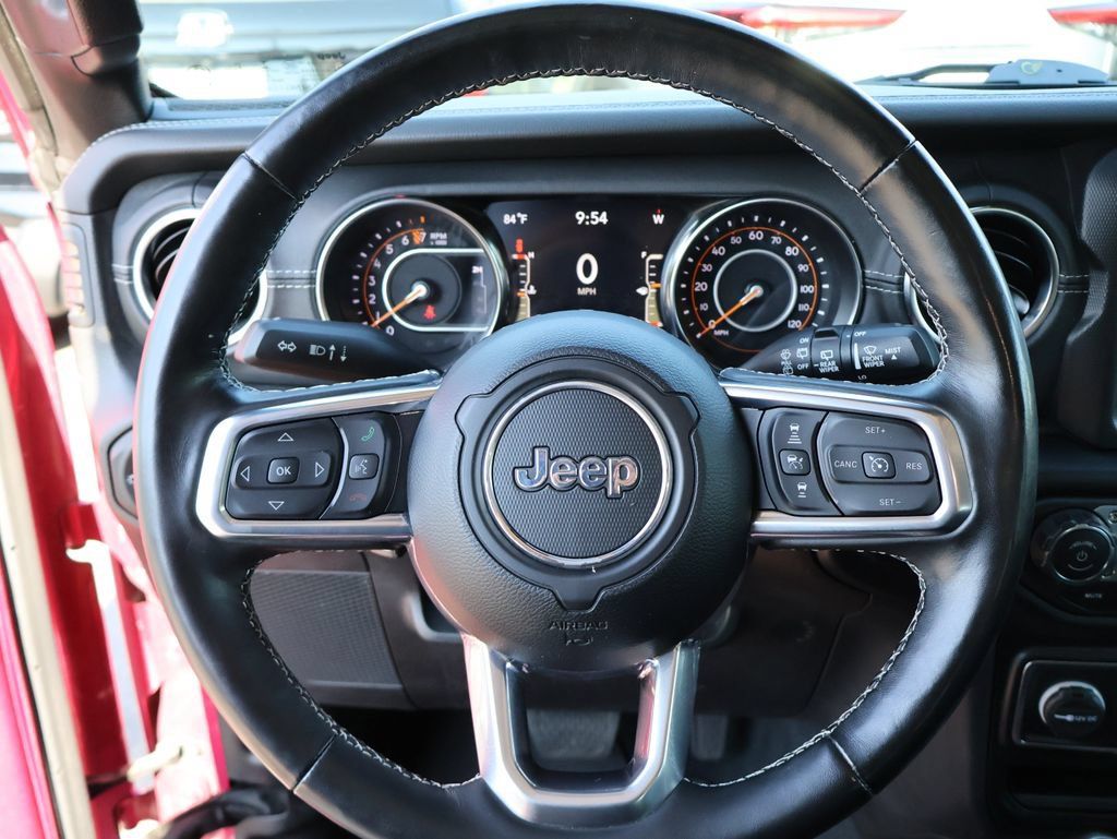 Used 2022 Jeep Wrangler Unlimited Sahara w/ LED Lighting Group AWD/4WD image 30