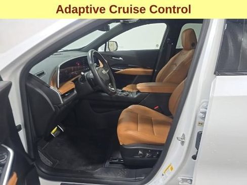 Used 2025 Cadillac XT4 Sport AWD/4WD image 10