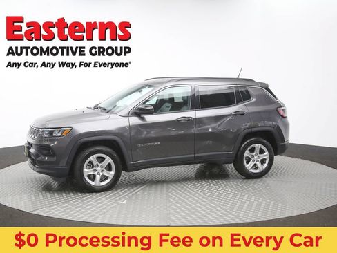 Used 2024 Jeep Compass Latitude AWD/4WD image 53
