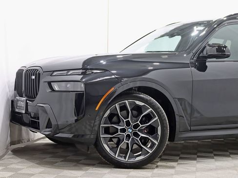 Used 2024 BMW X7 M60i w/ Executive Package image 2