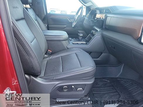 Used 2024 GMC Sierra 1500 Denali w/ Denali Reserve Package AWD/4WD image 22
