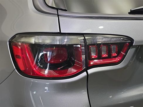 Used 2020 Jeep Compass Trailhawk w/ Leather Interior Group image 37