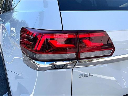 Used 2022 Volkswagen Atlas SEL image 23