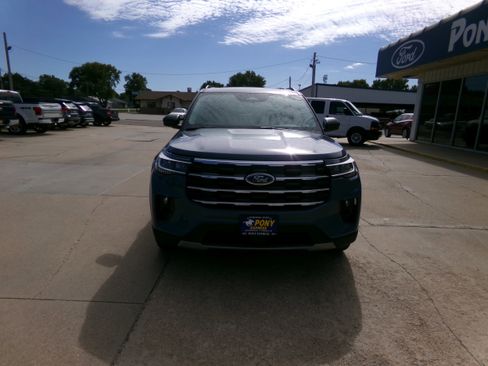 New 2025 Ford Explorer Active w/ Active Comfort Package image 31