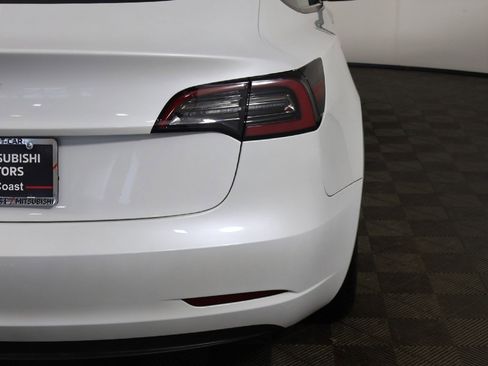 Used 2023 Tesla Model 3 Standard Range image 17