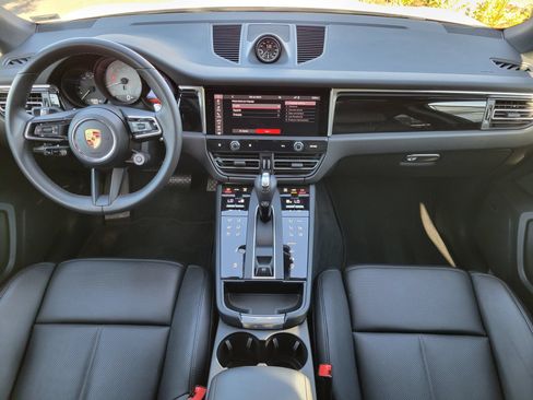 Certified 2026 Porsche Macan S AWD/4WD image 12