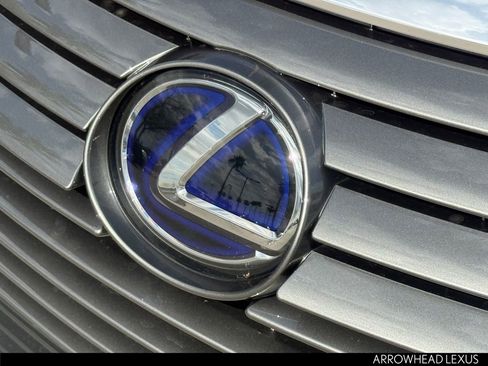 Used 2018 Lexus RX 450h AWD w/ Premium Package image 29