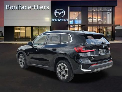 Used 2023 BMW X1 xDrive28i w/ Convenience Package AWD/4WD image 3