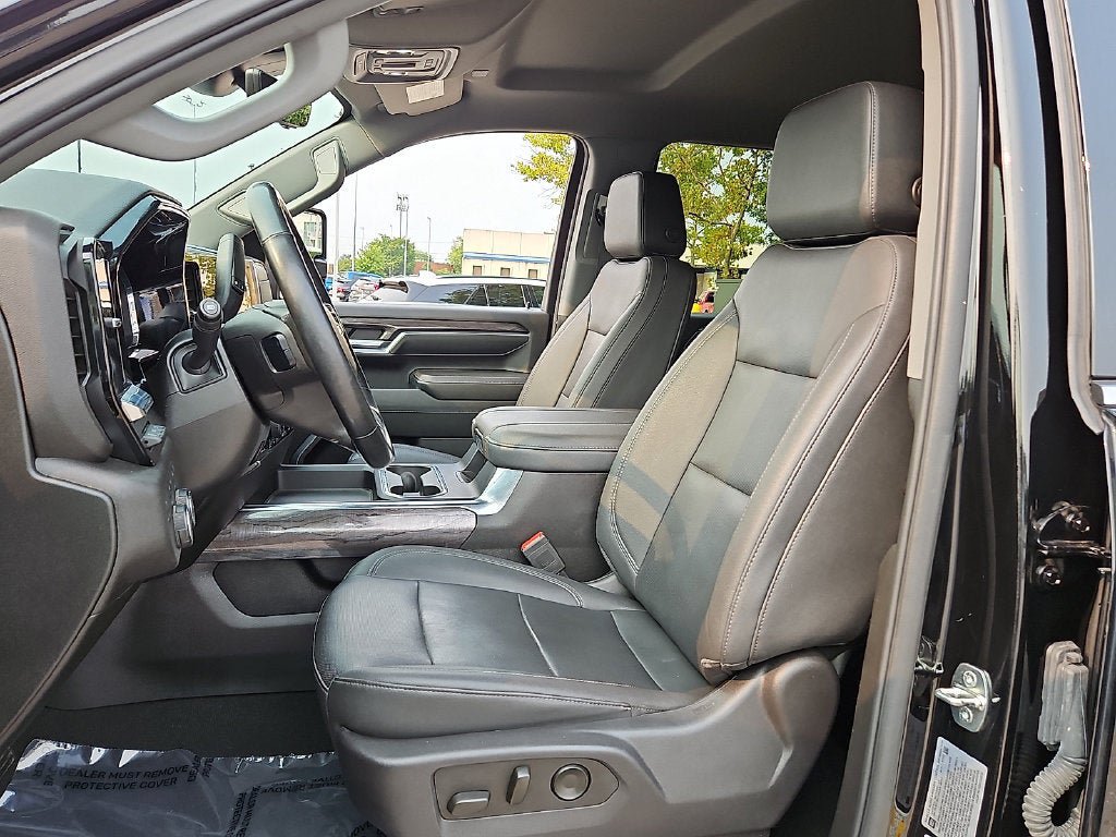 Certified 2024 Chevrolet Silverado 2500 LTZ w/ LTZ Plus Package AWD/4WD image 13