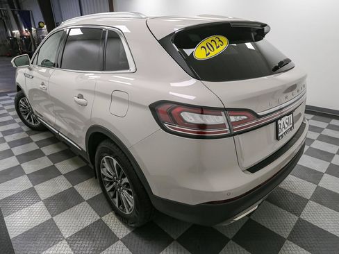Used 2023 Lincoln Nautilus AWD w/ Premium Package image 10