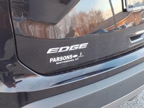 Used 2020 Ford Edge SEL w/ Convenience Package image 7